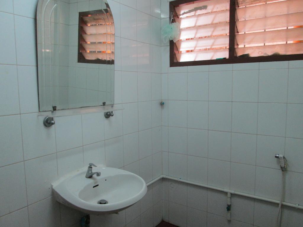 Lee House Inn 曼谷 客房 照片