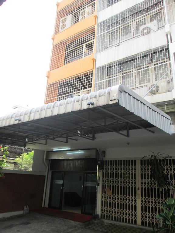 Lee House Inn 曼谷 外观 照片